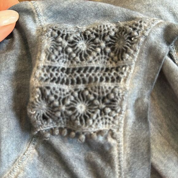 LRL Lauren Jeans Co Denim Look  Blue Thin Cotton Knit Top with 3/4 sleeves - Picture 9 of 9